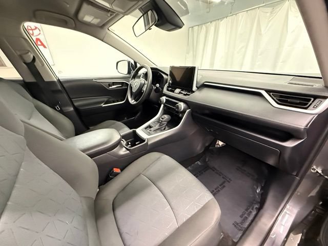 Certified 2025 Toyota RAV4 XLE AWD/4WD image 9
