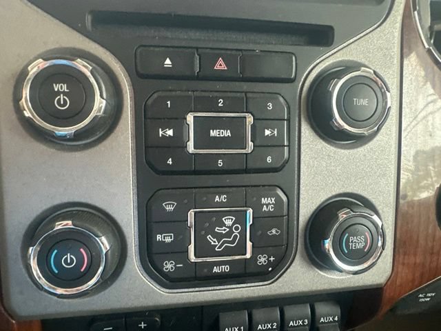 Used 2015 Ford F350 King Ranch w/ FX4 Off-Road Package AWD/4WD image 41