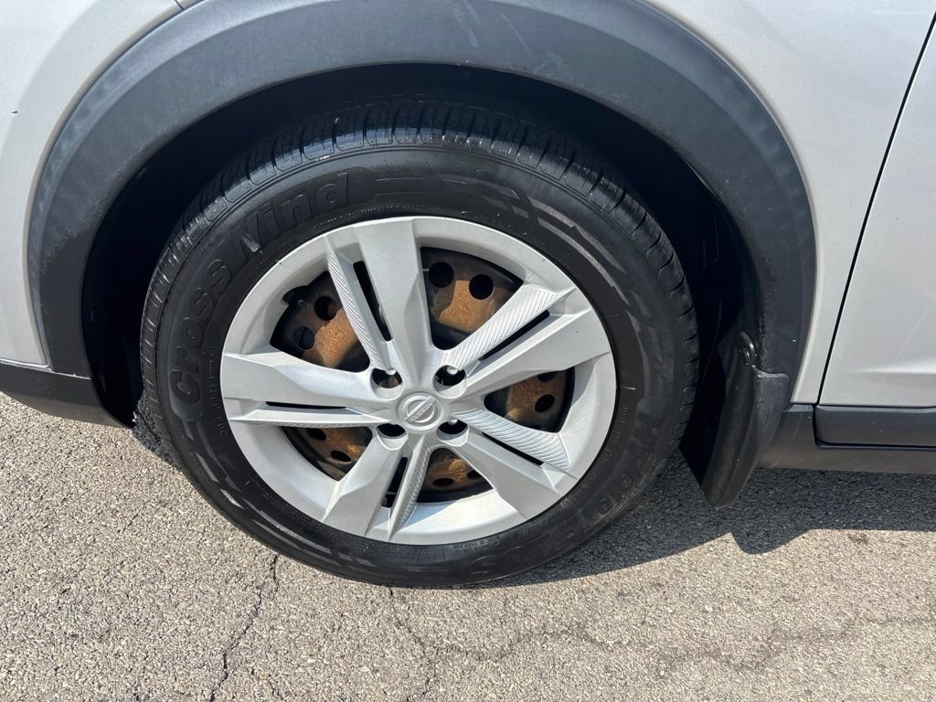Used 2018 Nissan Kicks S FWD image 10
