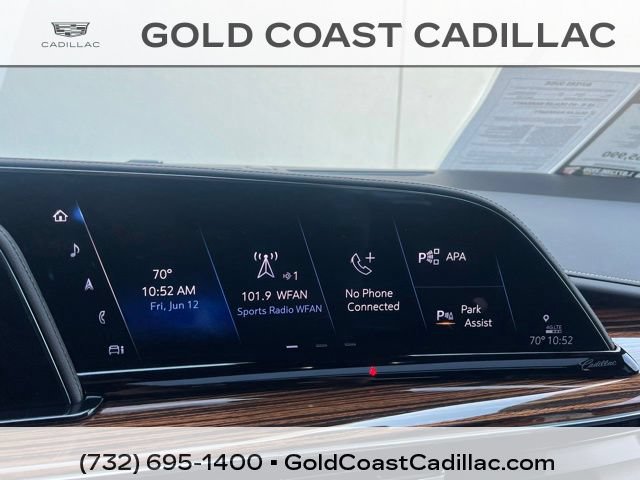 Used 2023 Cadillac Escalade Premium Luxury AWD/4WD image 27