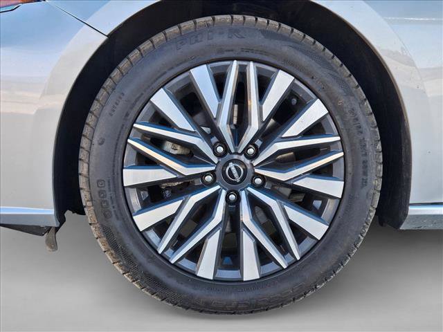 Used 2024 Nissan Altima 2.5 SV image 22