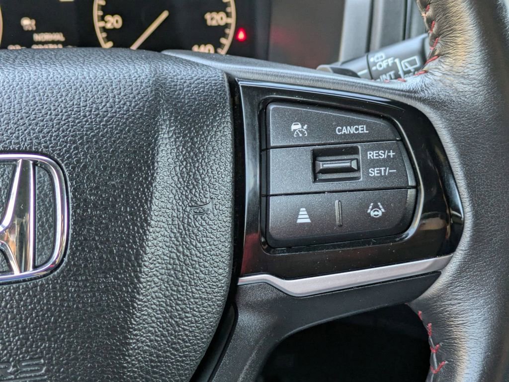 Used 2025 Honda Odyssey Sport-L image 21