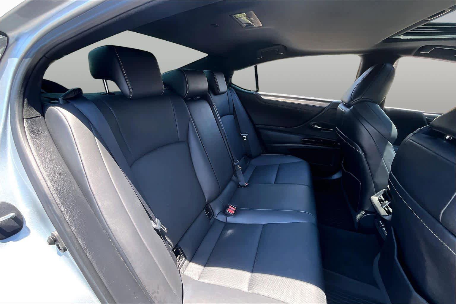 Used 2022 Lexus ES 350 F Sport w/ Accessory Package 2 FWD image 35