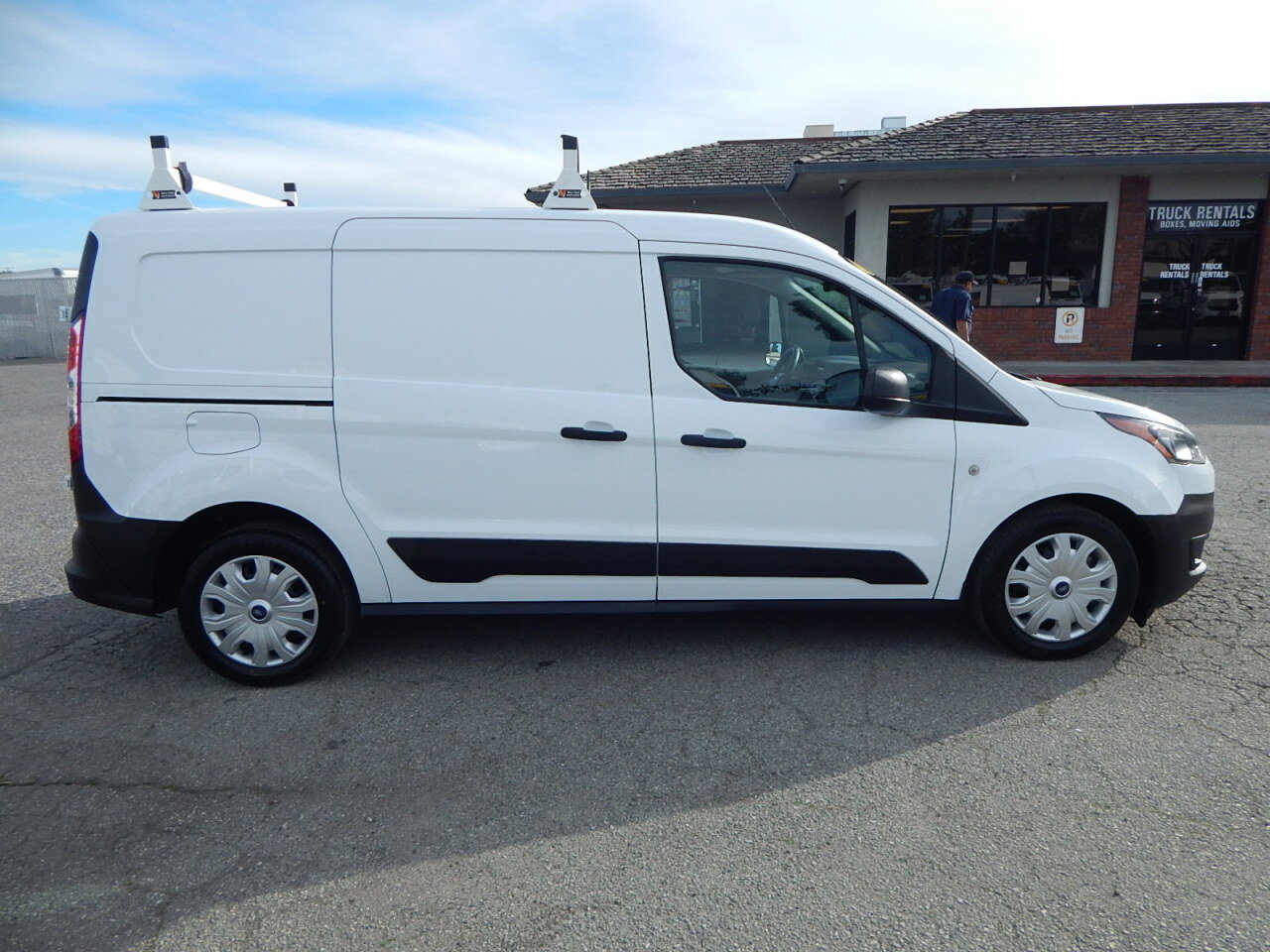 Used 2022 Ford Transit Connect XL image 9