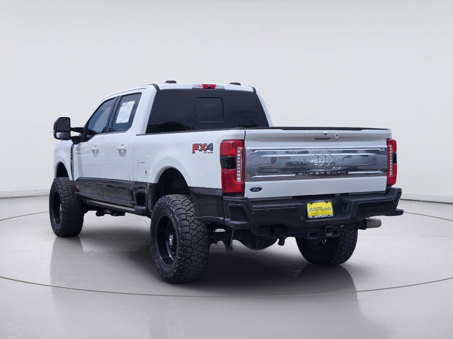 Used 2025 Ford F250 King Ranch AWD/4WD image 6
