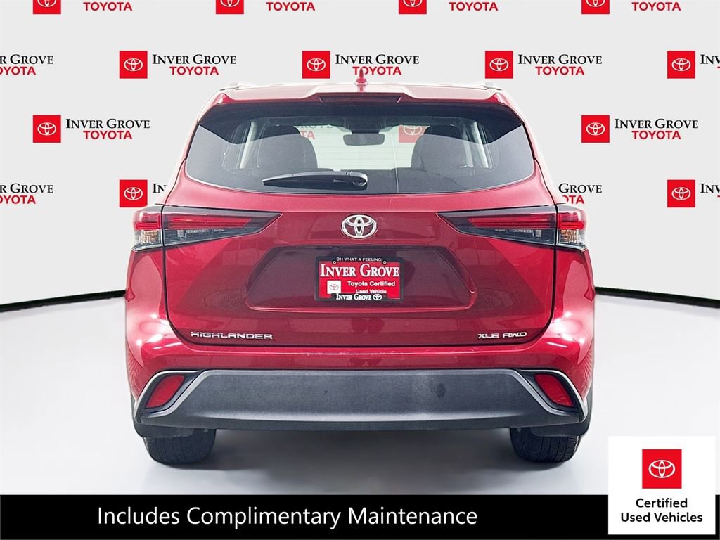 Certified 2025 Toyota Highlander XLE image 7