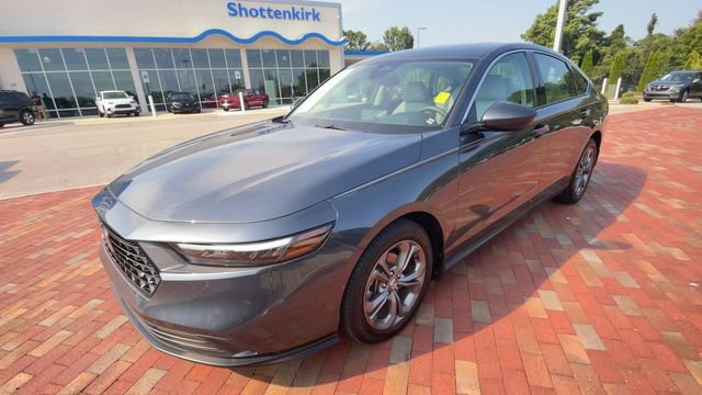 Certified 2024 Honda Accord EX image 5