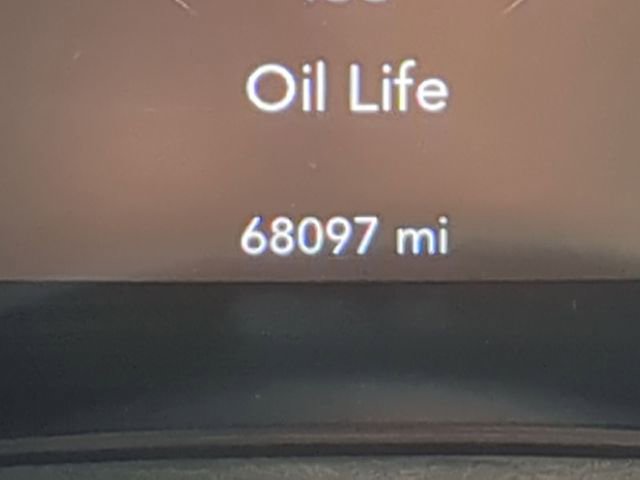 Used 2023 Dodge Challenger SXT image 24