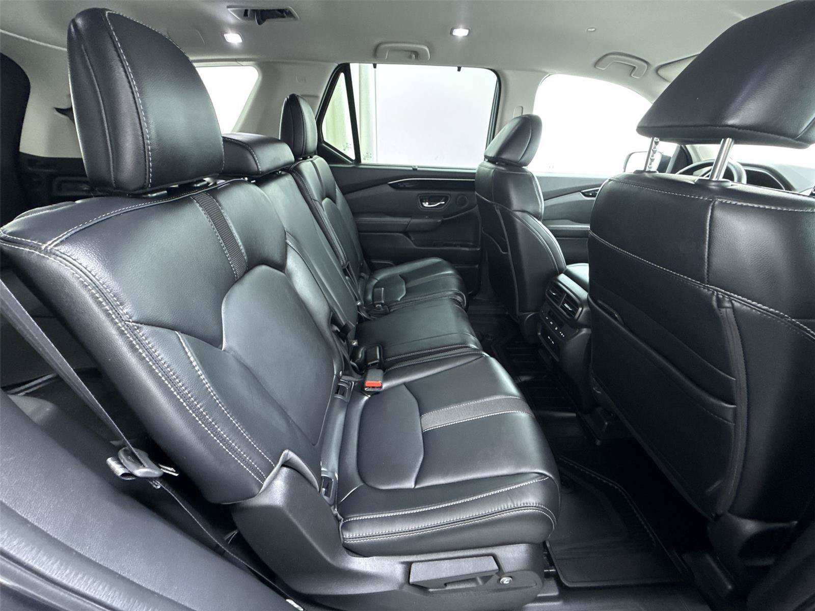 Certified 2025 Honda Pilot EX-L image 31