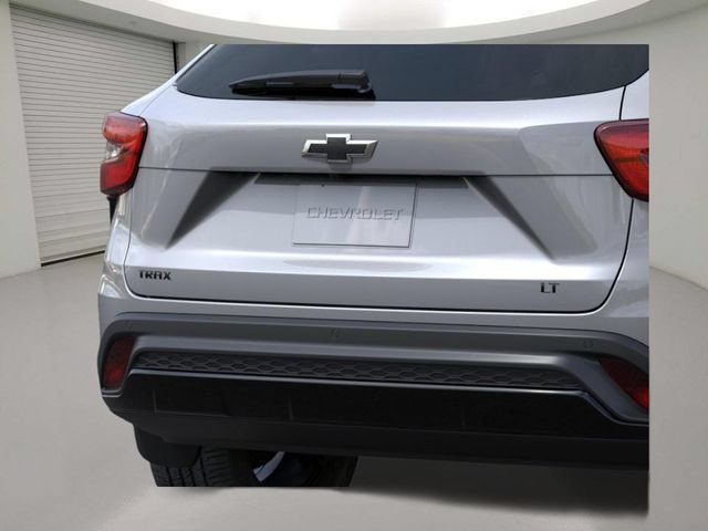 New 2026 Chevrolet Trax LT w/ Driver Confidence Package FWD image 14