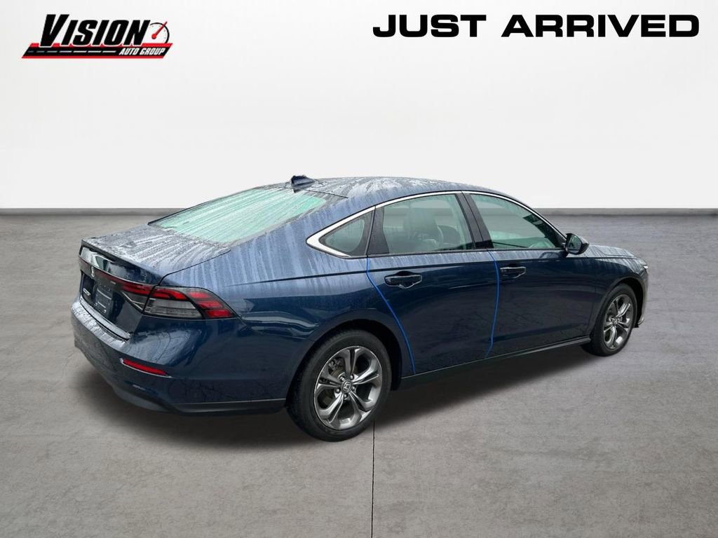 Used 2023 Honda Accord EX image 5