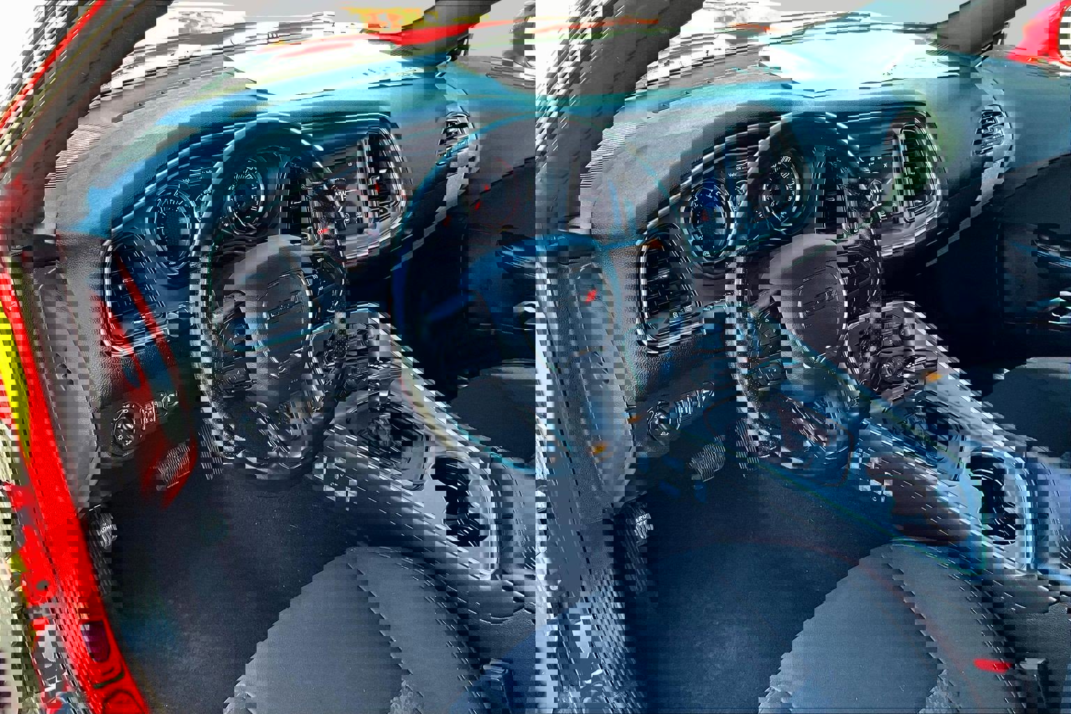 Used 2019 Dodge Challenger R/T image 12