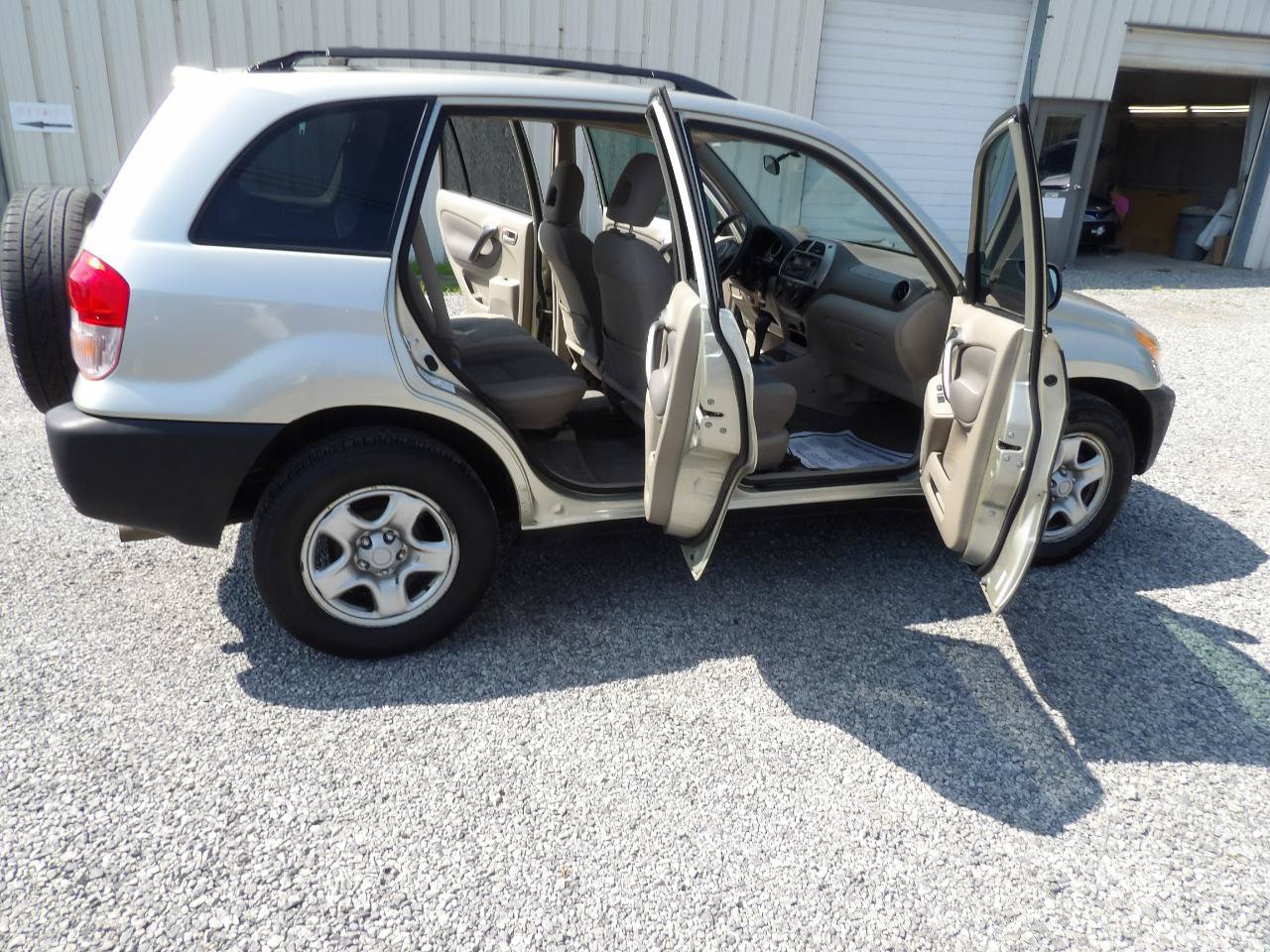 Used 2001 Toyota RAV4 2WD image 7