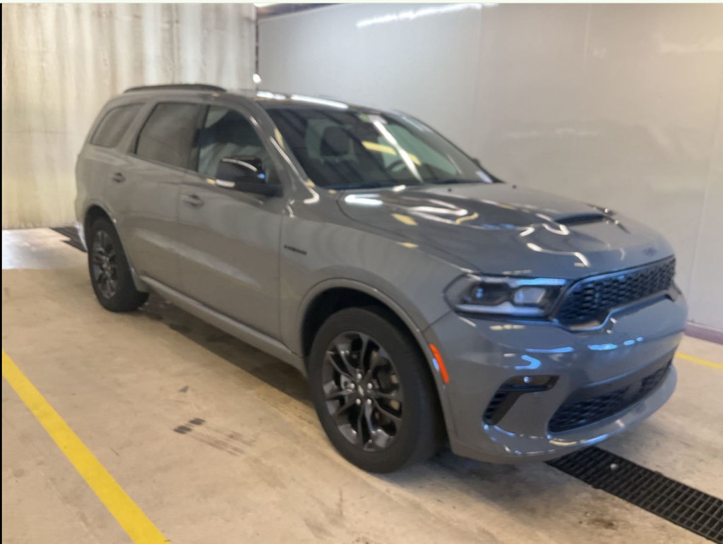 Used 2023 Dodge Durango R/T RWD image 5