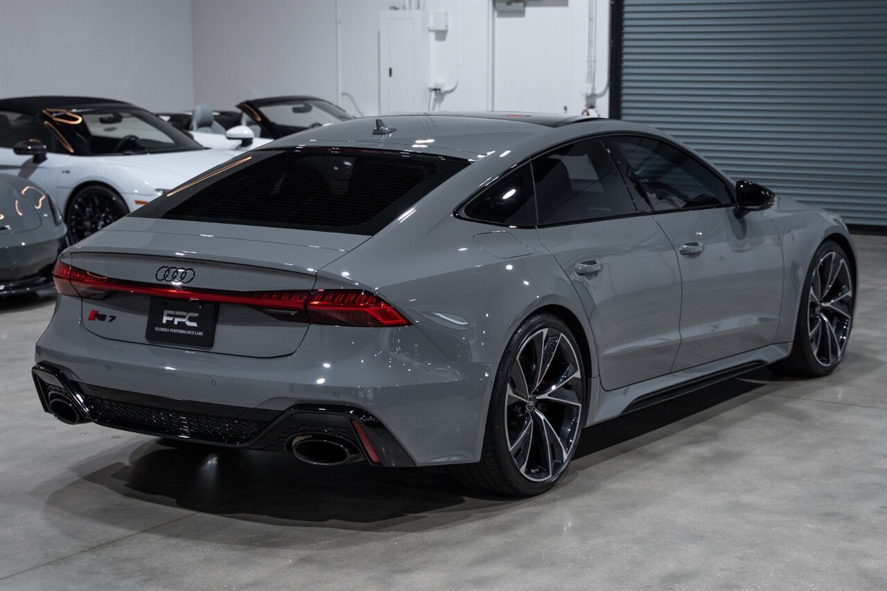 Used 2023 Audi RS 7 Sportback AWD/4WD image 6