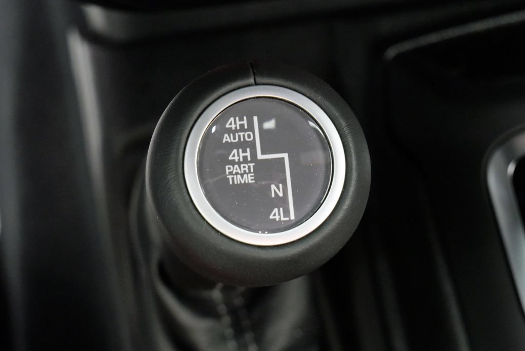 Used 2024 Jeep Wrangler Unlimited Rubicon 392 AWD/4WD image 33