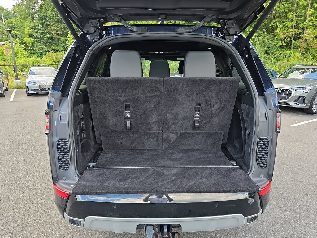 Used 2020 Land Rover Discovery Landmark AWD/4WD image 22