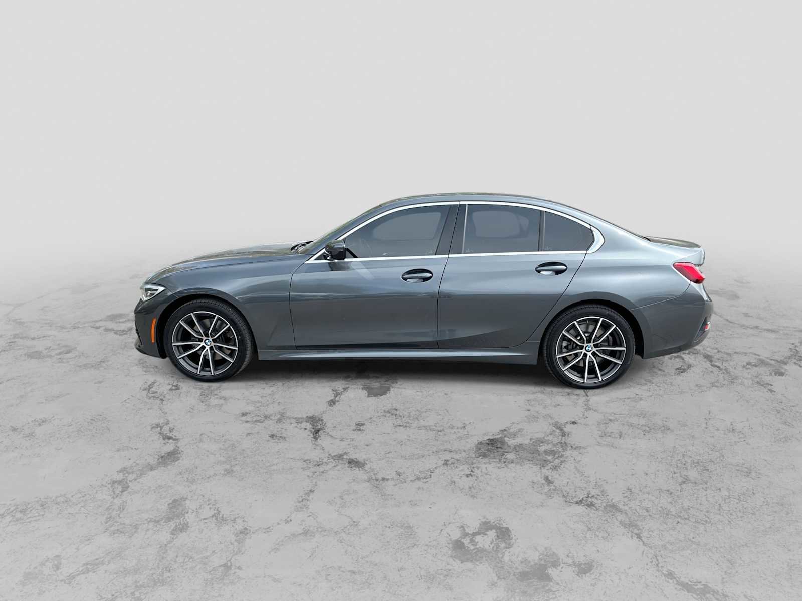 Used 2020 BMW 330i Sedan w/ Convenience Package RWD image 5
