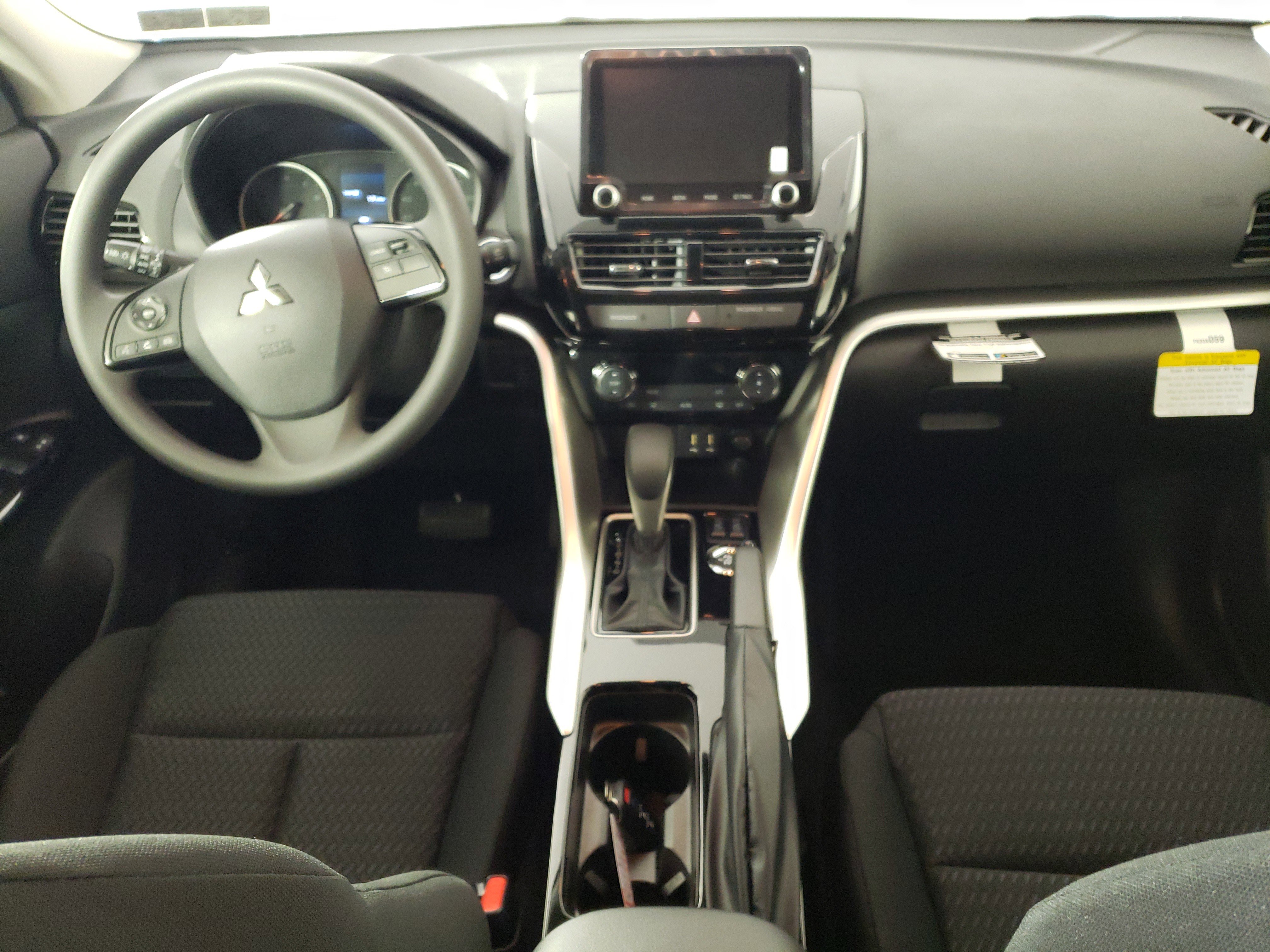 New 2026 Mitsubishi Eclipse Cross LE image 13