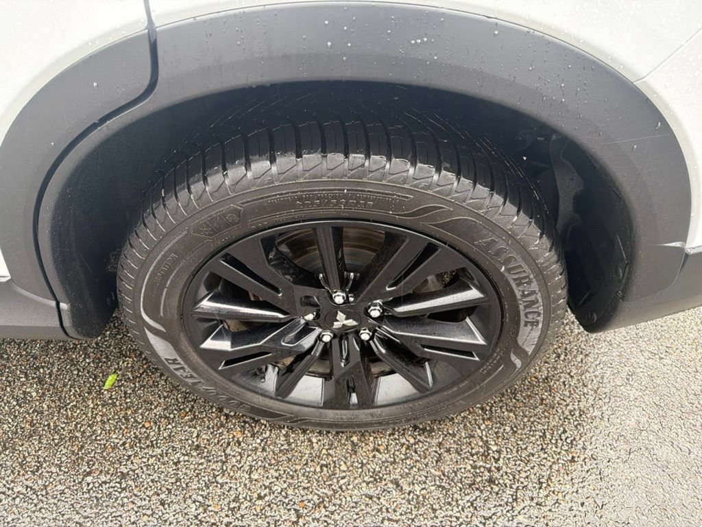 Used 2023 Mitsubishi Eclipse Cross LE AWD/4WD image 10