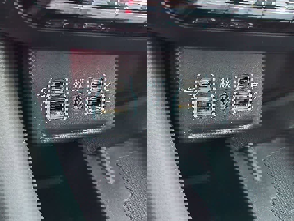 Used 2022 Dodge Durango R/T w/ Tow 'N Go Package image 34