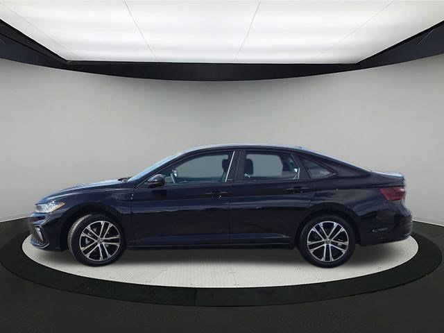 New 2026 Volkswagen Jetta Sport FWD image 4