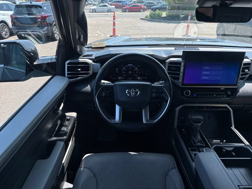 Used 2025 Toyota Tundra Limited AWD/4WD image 13