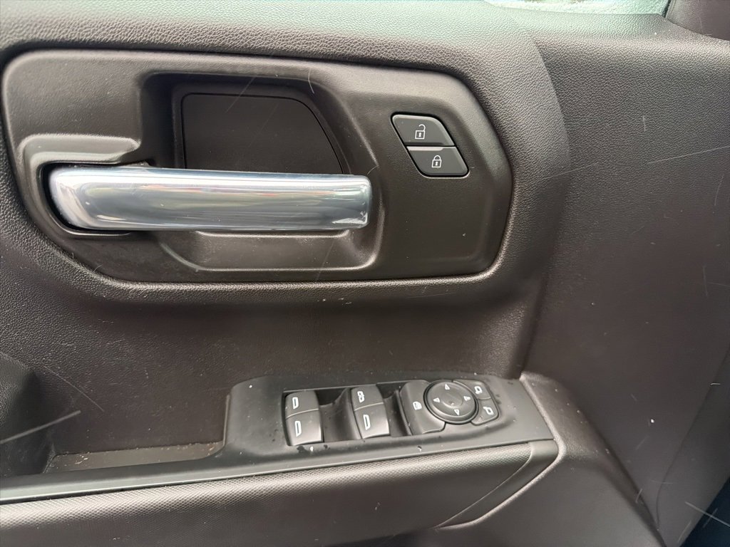 Certified 2023 Chevrolet Silverado 1500 Custom image 31