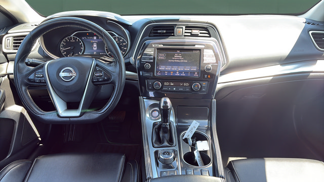 Used 2023 Nissan Maxima SV w/ Floor Mat Group FWD image 19