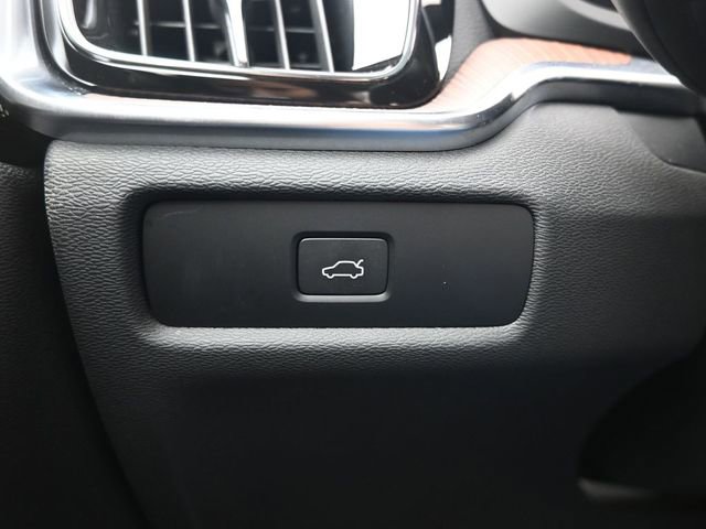 Used 2023 Volvo S60 B5 Ultimate image 26