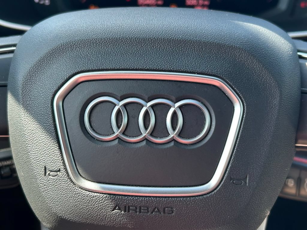 Used 2025 Audi Q3 2.0T Premium AWD/4WD image 37