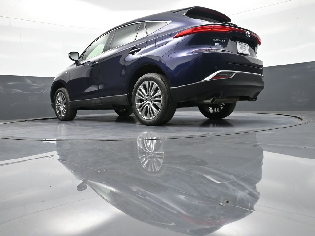 Certified 2021 Toyota Venza Limited w/ Advanced Technology Package image 29