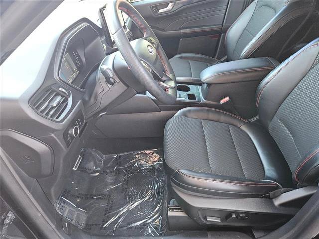 Used 2023 Ford Escape ST-Line w/ Tech Pack #1 FWD image 21