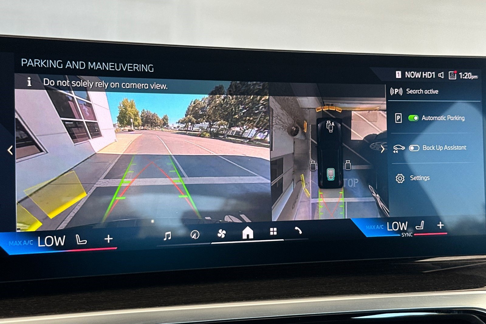 Certified 2024 BMW i4 eDrive35 w/ Convenience Package RWD image 25