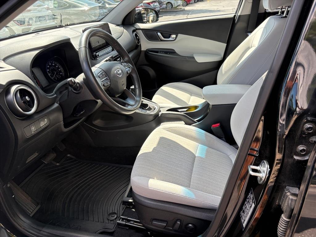 Certified 2023 Hyundai Kona SEL w/ Convenience Package FWD image 16
