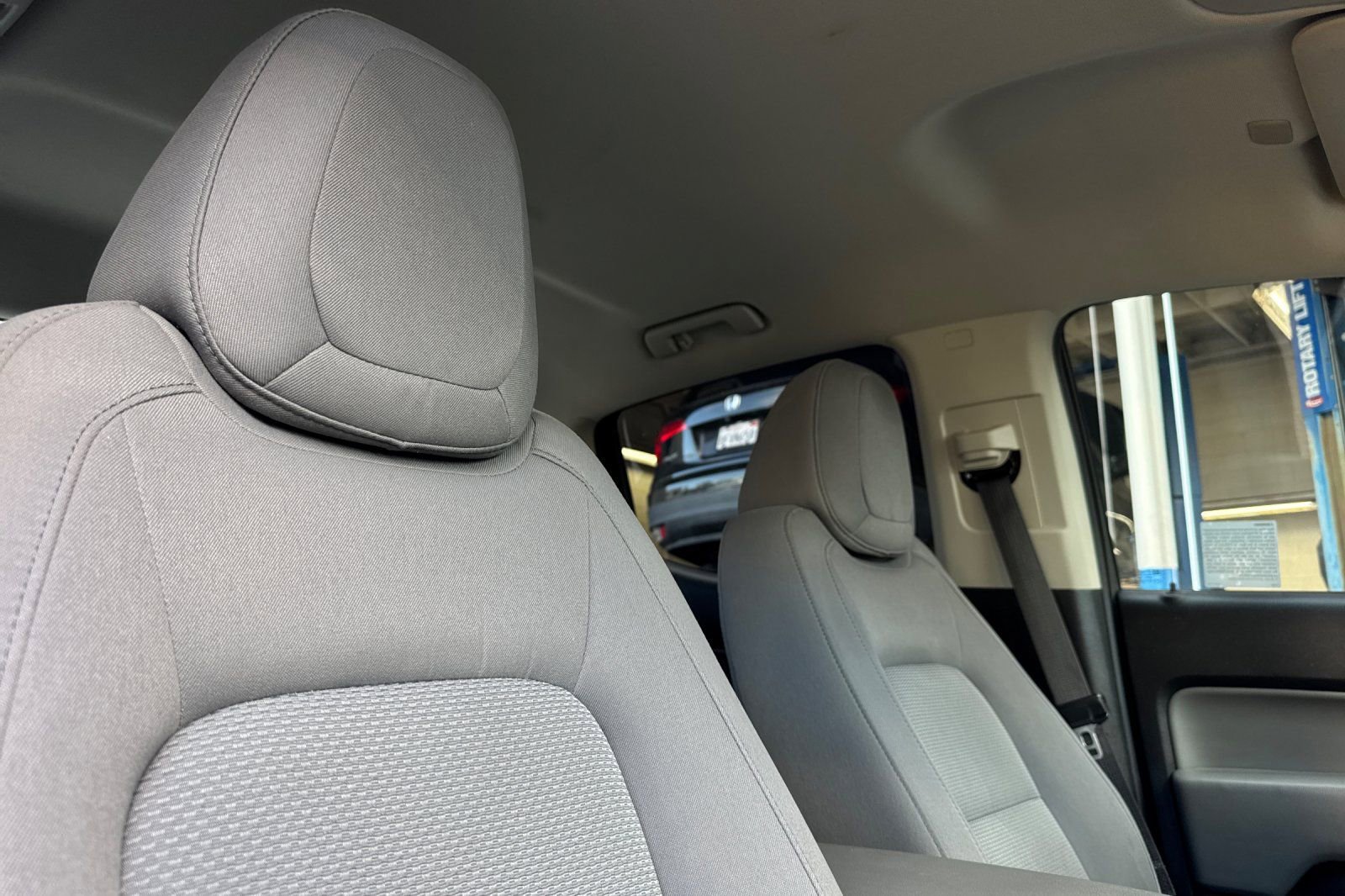 Used 2022 Chevrolet Colorado W/T w/ WT Convenience Package RWD image 16