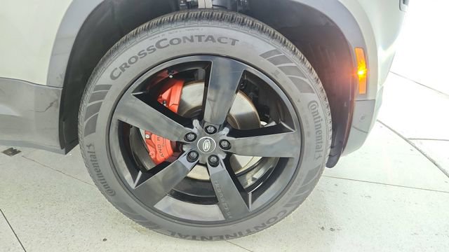 Used 2025 Land Rover Defender 110 X image 61