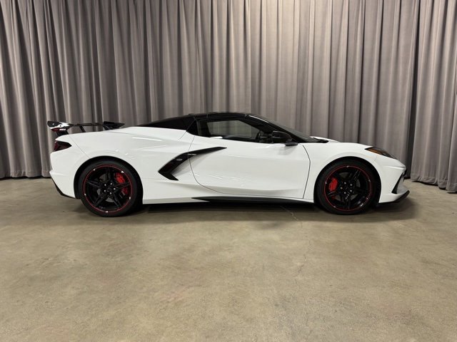 Used 2023 Chevrolet Corvette Stingray w/ Z51 Performance Package image 5