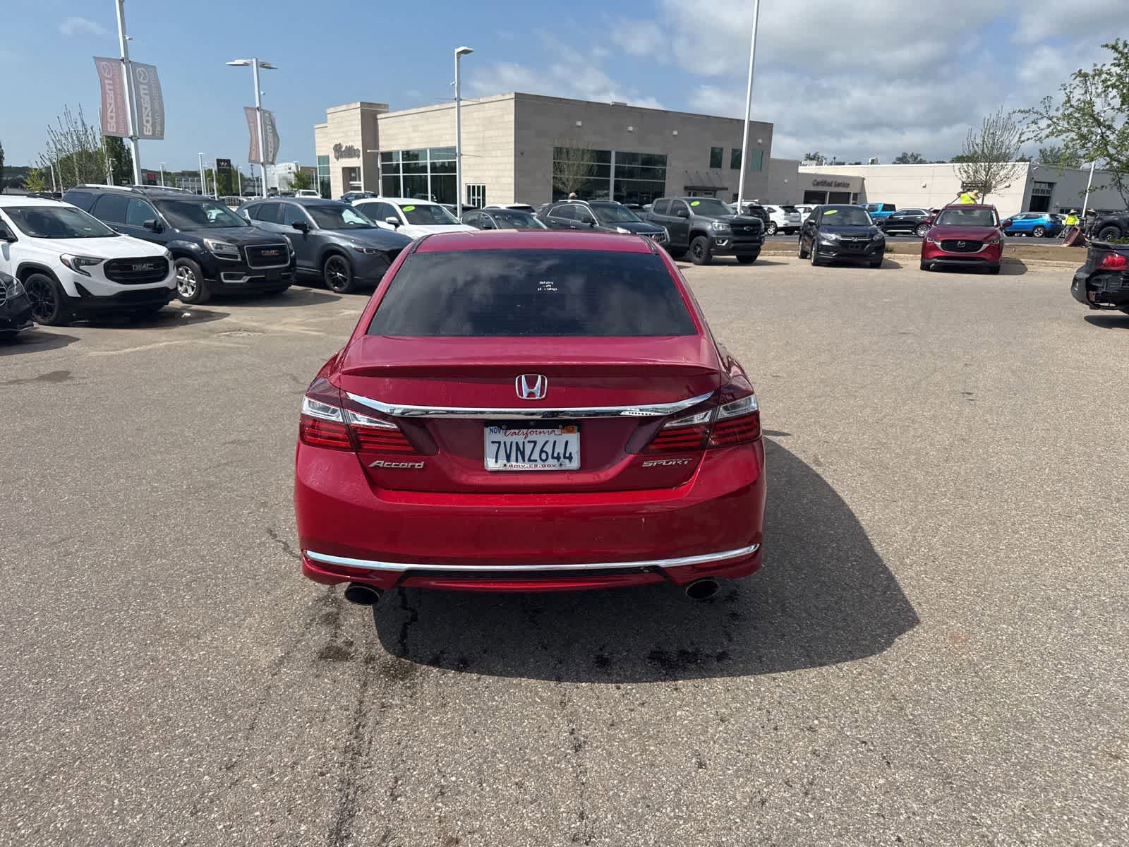 Used 2017 Honda Accord Sport image 6