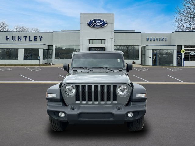 Used 2023 Jeep Wrangler Unlimited Sport AWD/4WD image 3