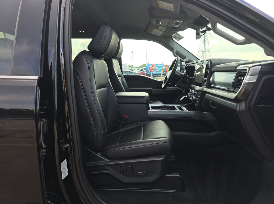 Used 2025 Ford F250 Lariat w/ Chrome Package AWD/4WD image 15