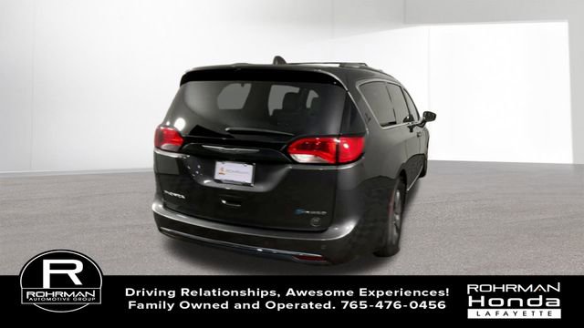 Used 2018 Chrysler Pacifica Limited w/ Advanced Safetytec Group image 9