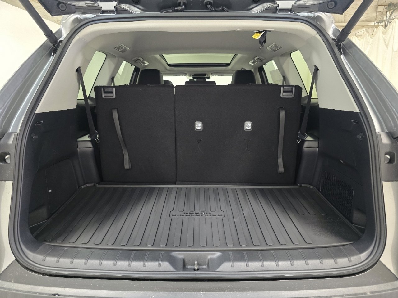 New 2026 Toyota Grand Highlander Platinum image 21