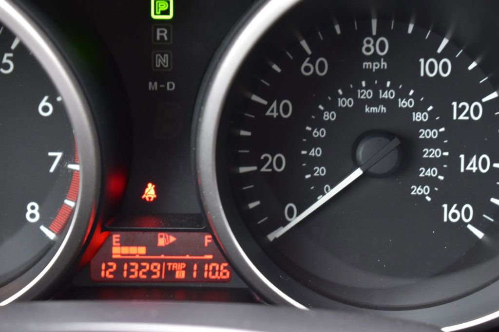 Used 2011 MAZDA MAZDA3 i Touring image 27