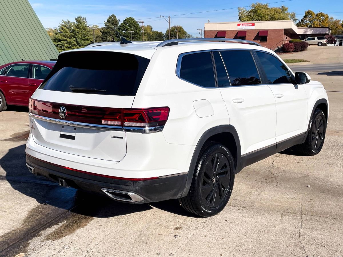 Used 2024 Volkswagen Atlas SEL image 6