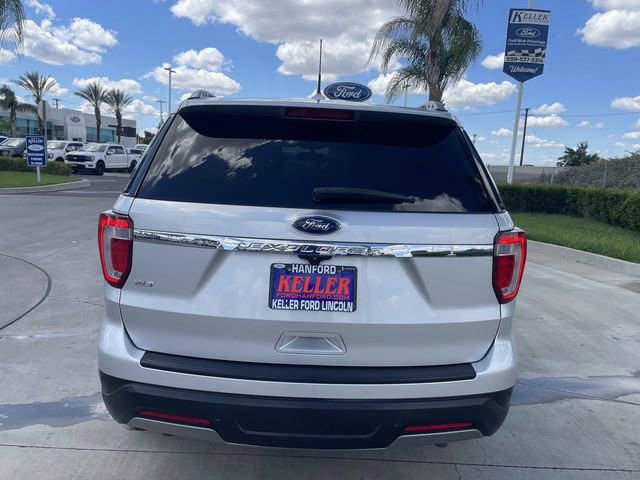 Used 2019 Ford Explorer XLT w/ Equipment Group 202A FWD image 7