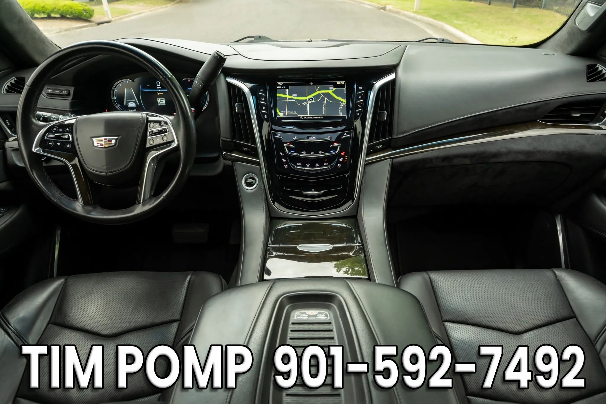 Used 2018 Cadillac Escalade Platinum AWD/4WD image 19