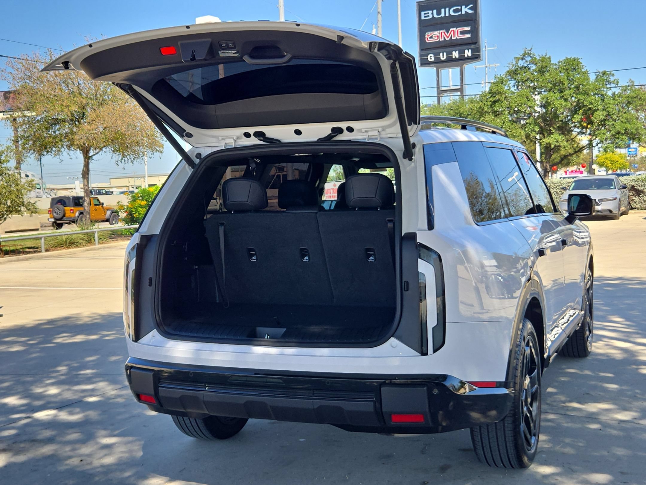 Used 2027 Kia Telluride EX X-Line AWD/4WD image 23