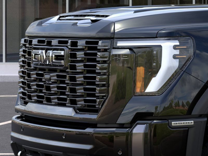 New 2026 GMC Sierra 3500 Denali Ultimate w/ LPO, Black Badging Package AWD/4WD image 13