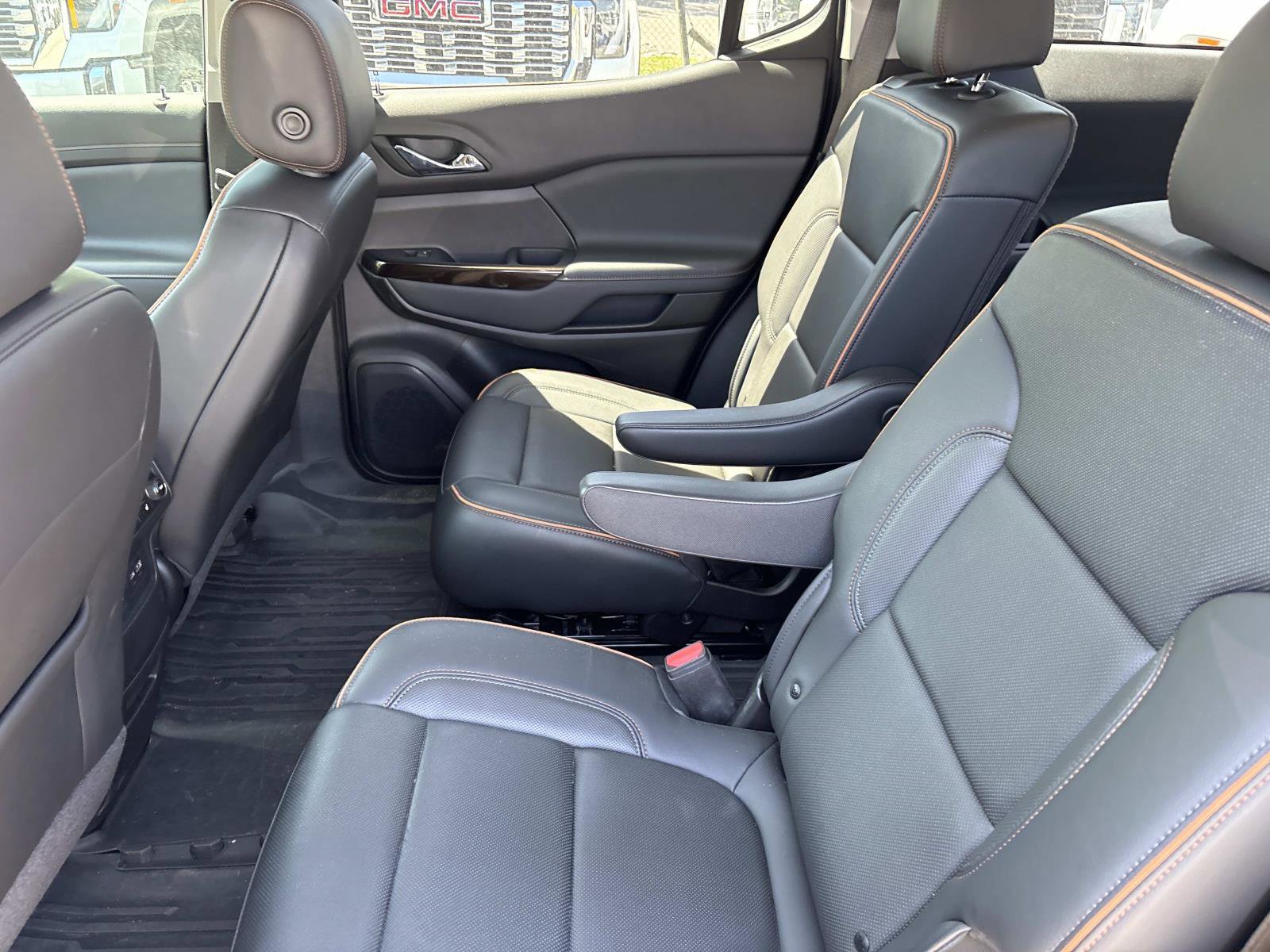 Used 2023 GMC Acadia AT4 w/ Technology Package image 29